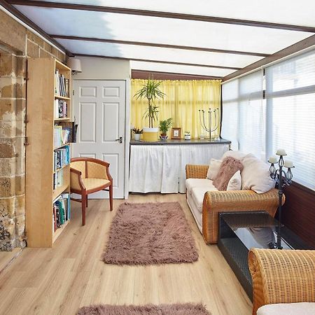 Host & Stay - The Arches Cottage Brotton 外观 照片
