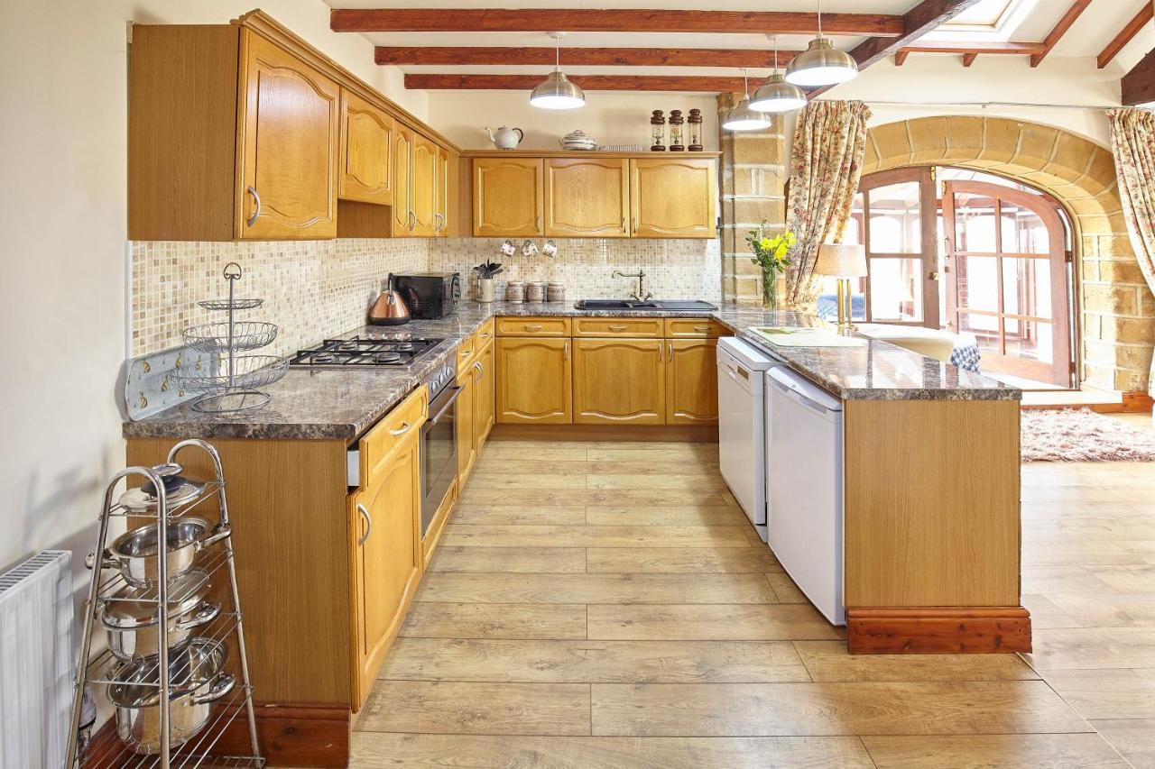Host & Stay - The Arches Cottage Brotton 外观 照片