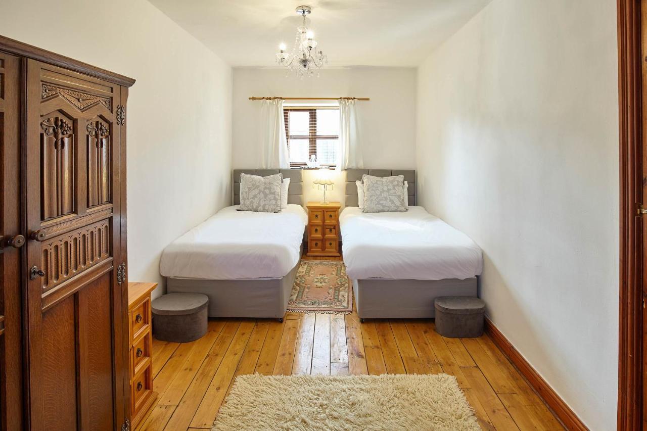 Host & Stay - The Arches Cottage Brotton 外观 照片